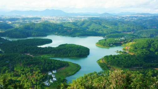 dat da lat view dep so rieng   xu huong dau tu an toan nam 2025